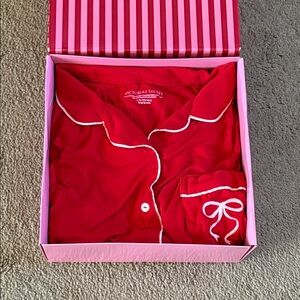 ❤️Victoria's Secret Red Pajama Set with White Piping